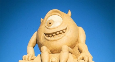 The sand figures are waiting for you in Burgas. 19 sculptures carved favorite children's characters