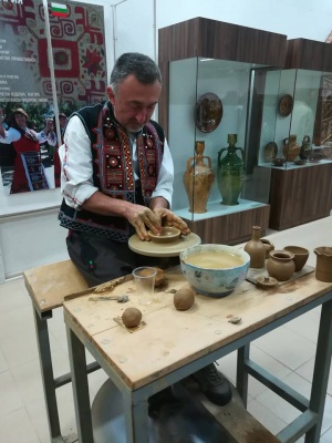 Oreshak, 3-5 May: Chinese will also participate in International Festival of Crafts and Arts "Oreshak 2019"